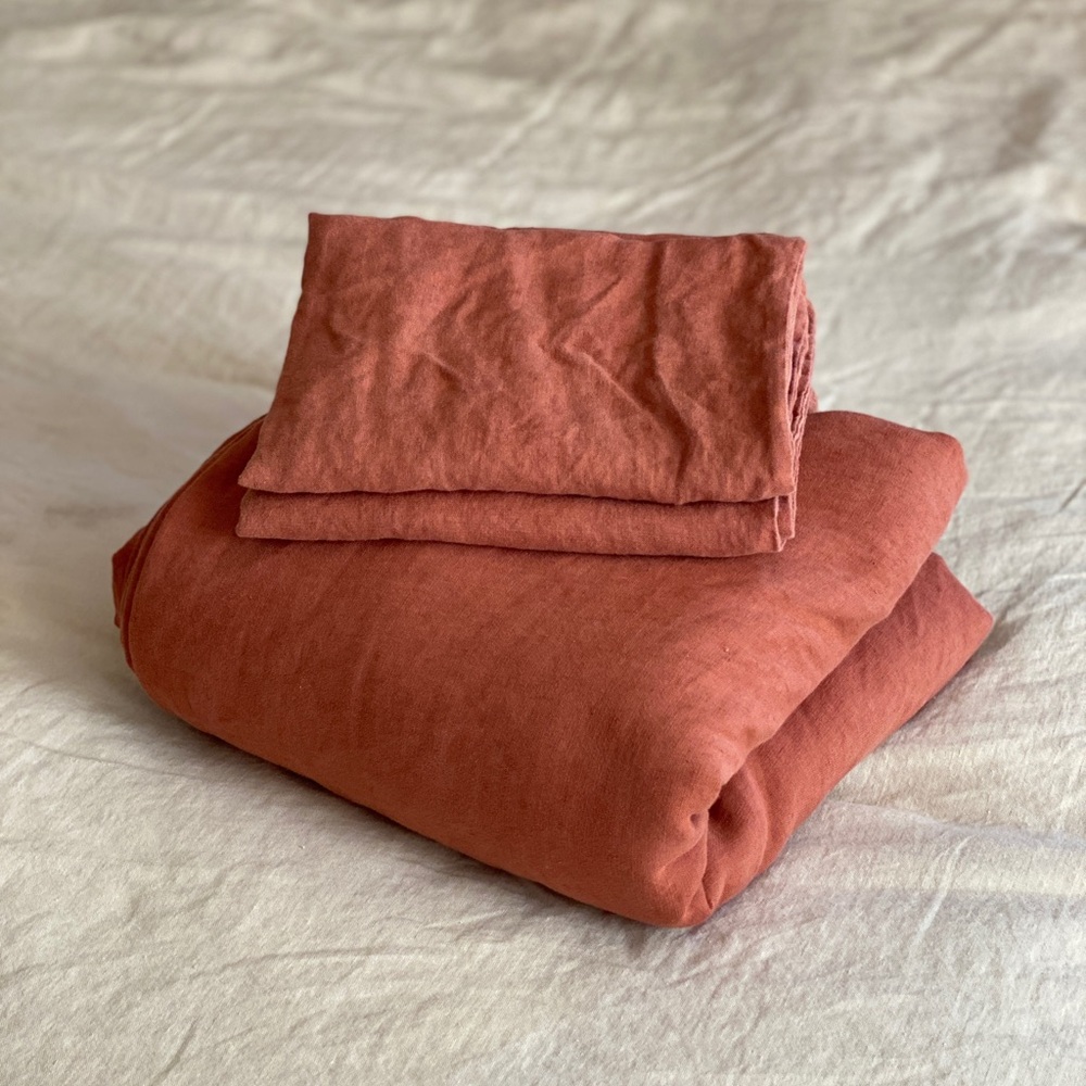 Red/Rust Casaluna Duvet Cover + 2 Shams King - 100% Linen